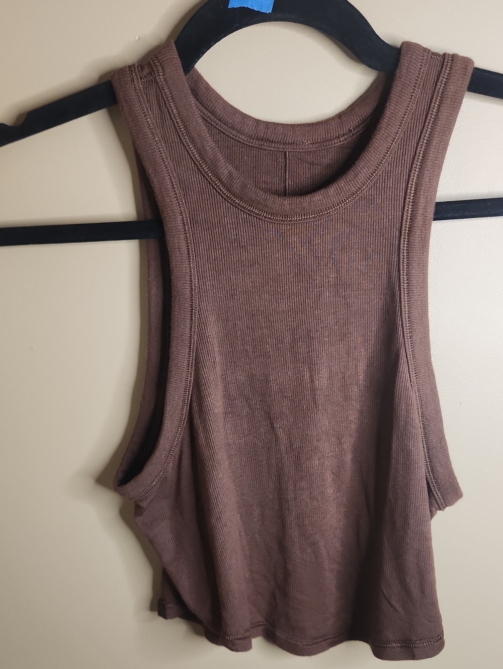 Lululemon Hold Tight Cropped Tank Top in Java(?). Size 6. #W1ED6S